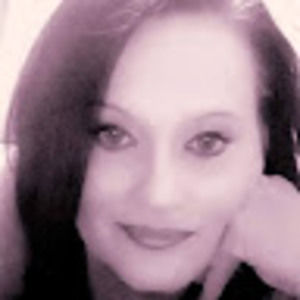 Meet your Posher, Lea